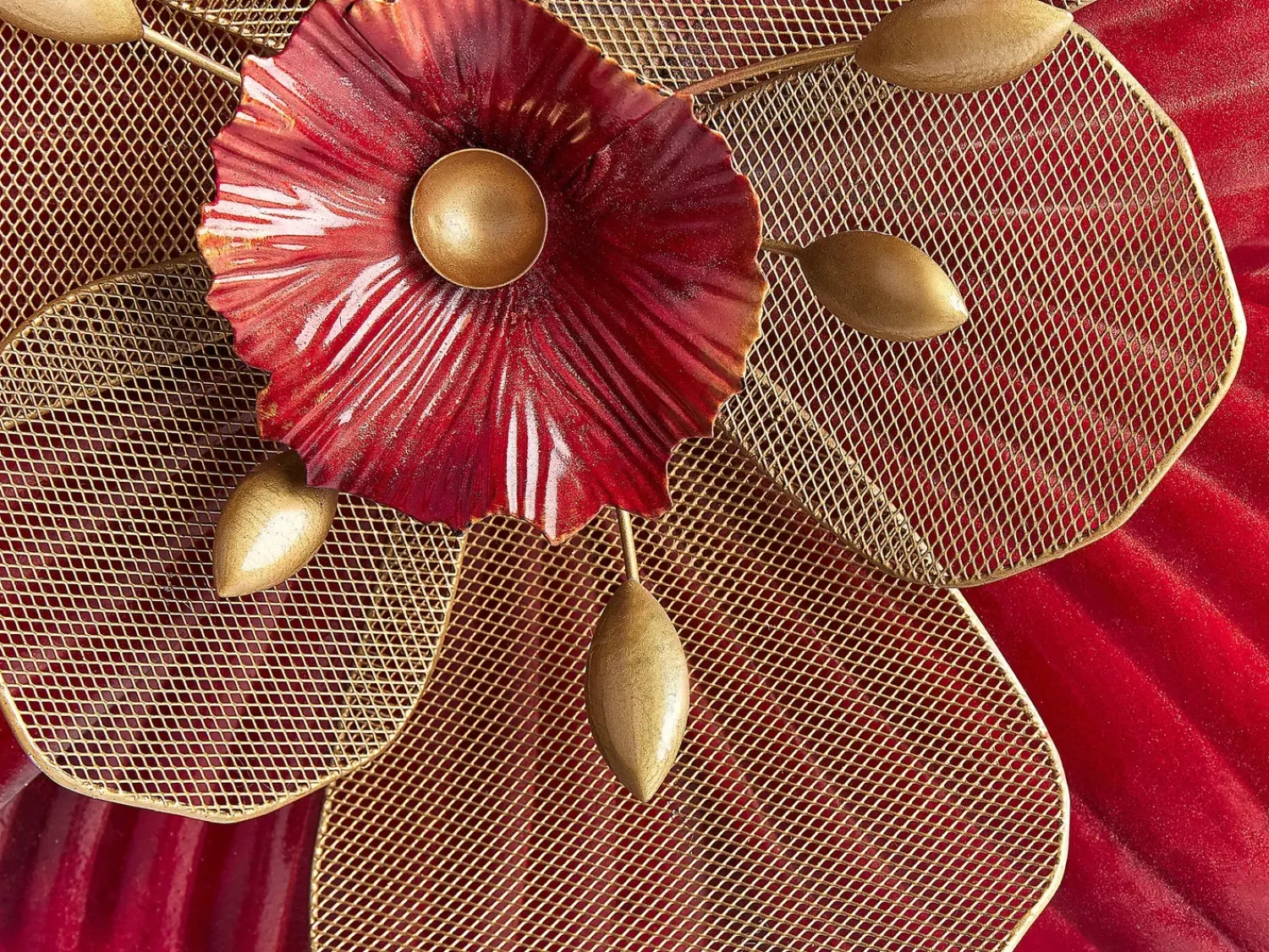 Clearance Beliani Decorazione da parete Fiore SCANDIUM Metallo 45 cm Rosso Oro Rosso