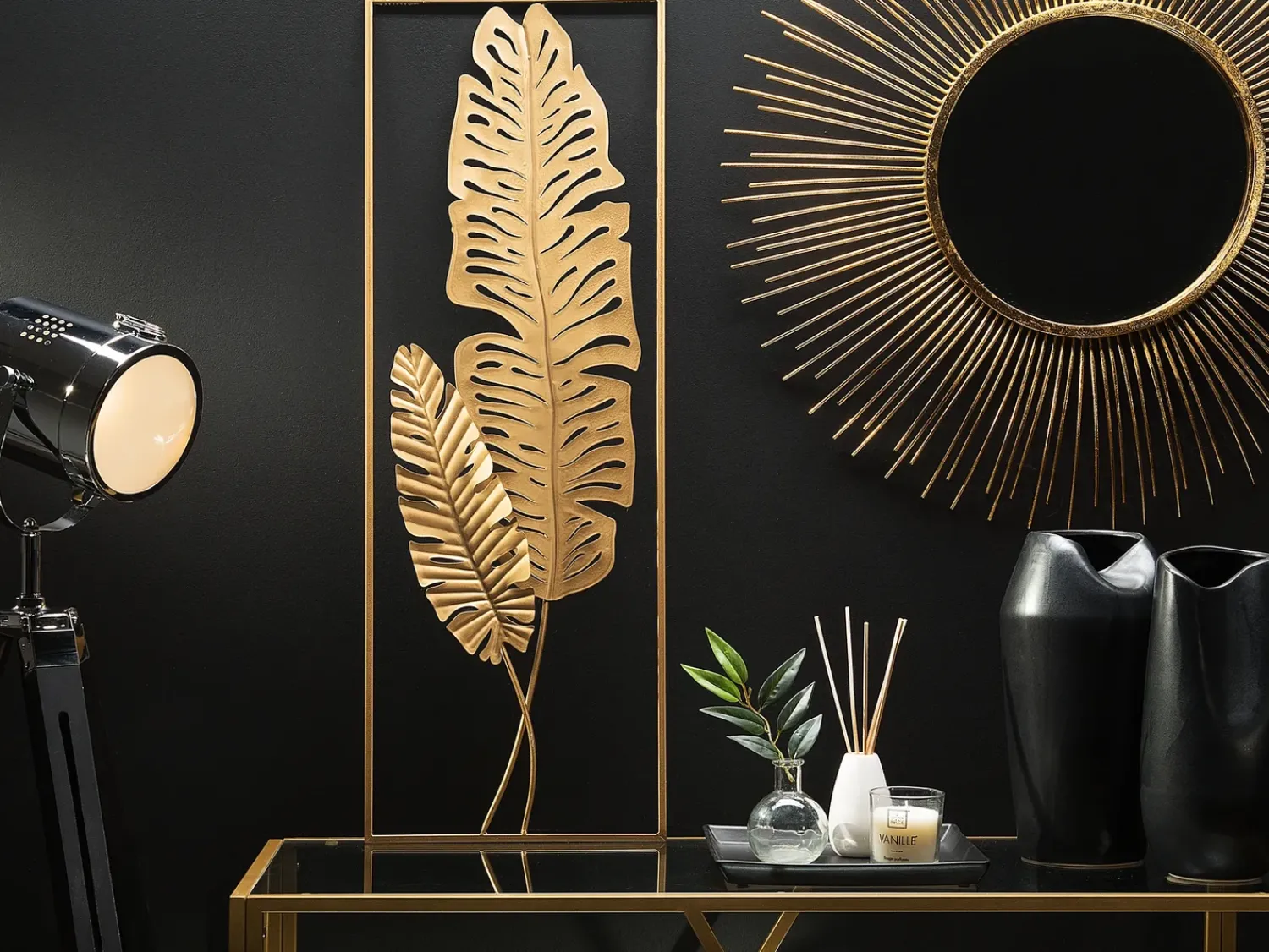 Discount Beliani Decorazione da parete Foglia PALLADIUM Metallo 90 cm Oro