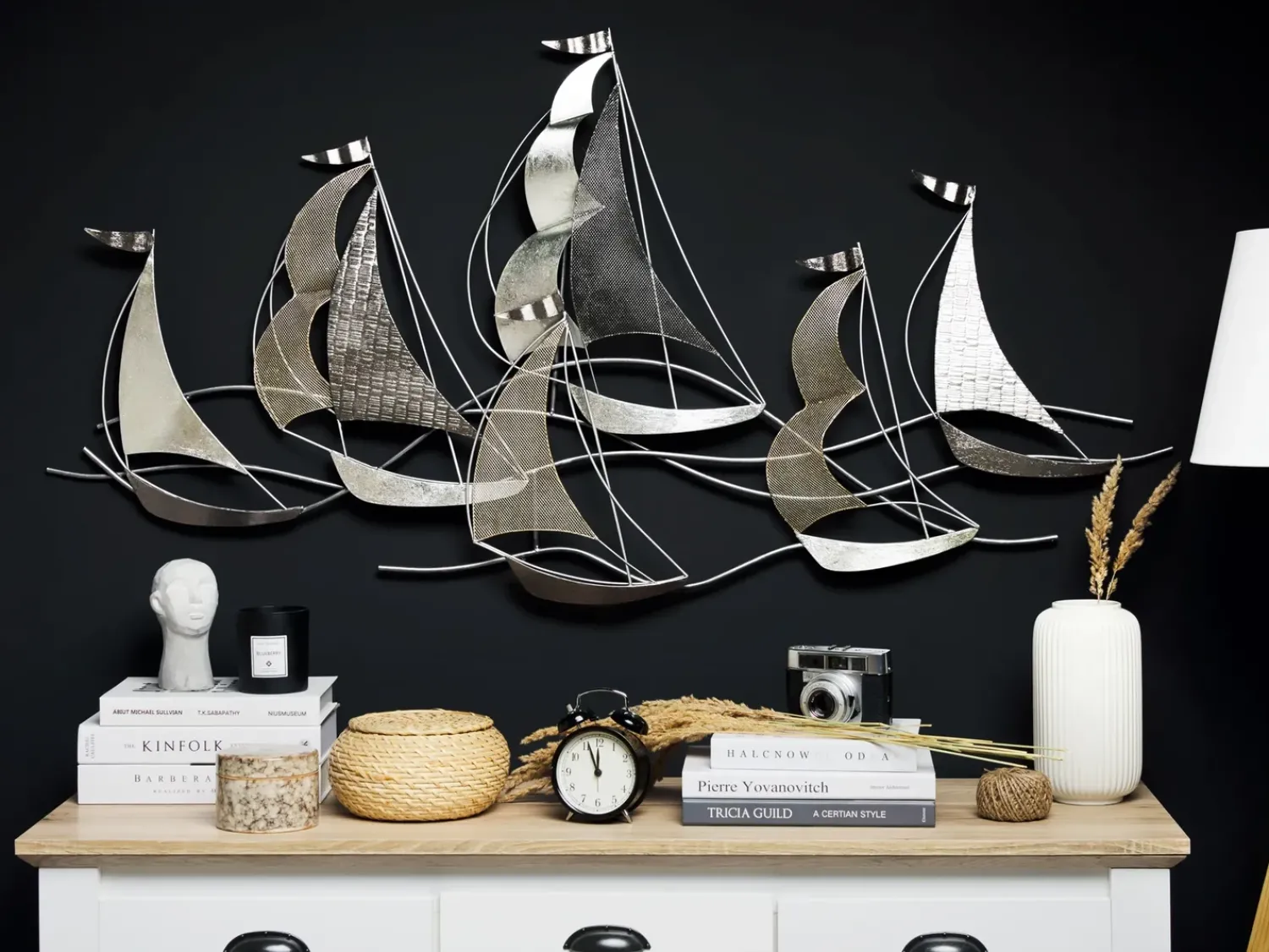 Hot Beliani Decorazione da parete Nave AMERICIUM Metallo 67 cm Argento Argento Oro