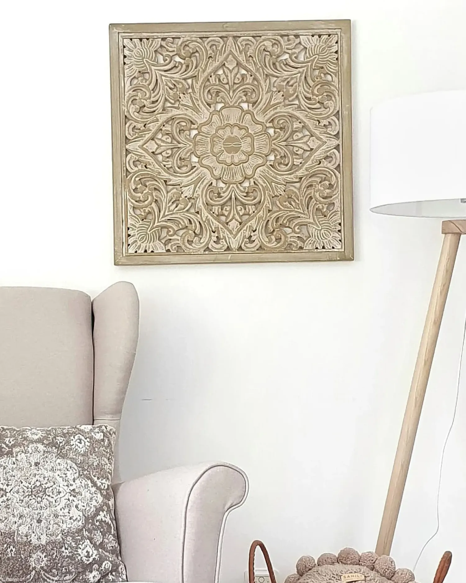 Hot Beliani Decorazione da parete YONORA 60 cm Bianco Bianco Marrone