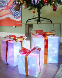 Outlet Beliani Decorazione natalizia LED CAPELLA Regali di Natale 15/20/25 cm Multicolore