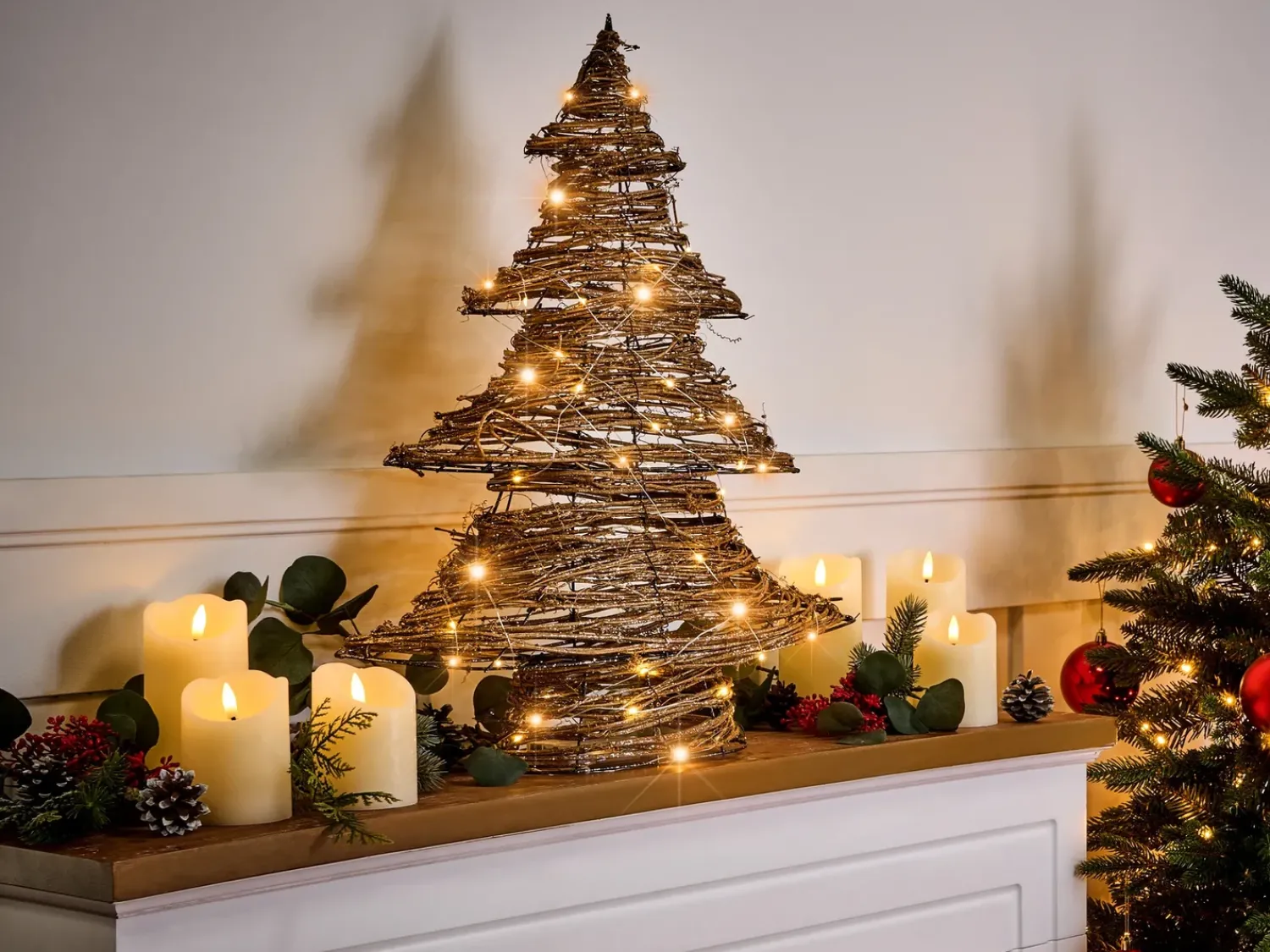 Sale Beliani Decorazione natalizia LED FURESO Albero di Natale 60 cm Naturale