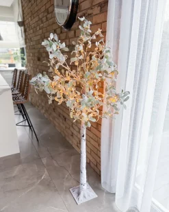 Outlet Beliani Decorazione per esterni LED MELAKKO Albero 150 cm Verde Bianco Verde