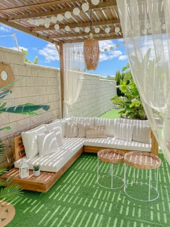Discount Beliani Divano angolare da giardino 5 posti MARETTIMO Lato destro Legno di acacia certificato Marrone Bianco Marrone