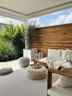 Discount Beliani Divano angolare da giardino 5 posti MARETTIMO Lato destro Legno di acacia certificato Marrone Bianco Marrone
