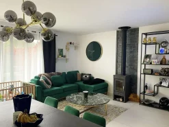 Beliani Divano angolare 4 posti OSLO Velluto scuro Lato Sinistro Verde