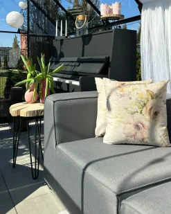 Outlet Beliani Divano da giardino con pouf 4 posti AREZZO Modulare Grigio Grigio Nero