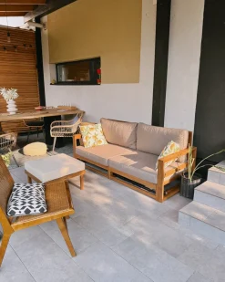 Discount Beliani Divano da giardino 2 posti TIMOR Modulare Legno di acacia certificato Marrone chiaro Beige Grigio Marrone
