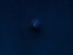 Beliani Divano letto angolare 4 posti VADSO Velluto Blu marino Lato Sinistro Marrone Blu