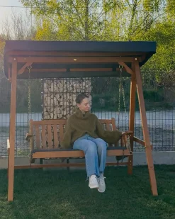 Outlet Beliani Dondolo da giardino FIBBIALLA Legno di abete Marrone Grigio Marrone