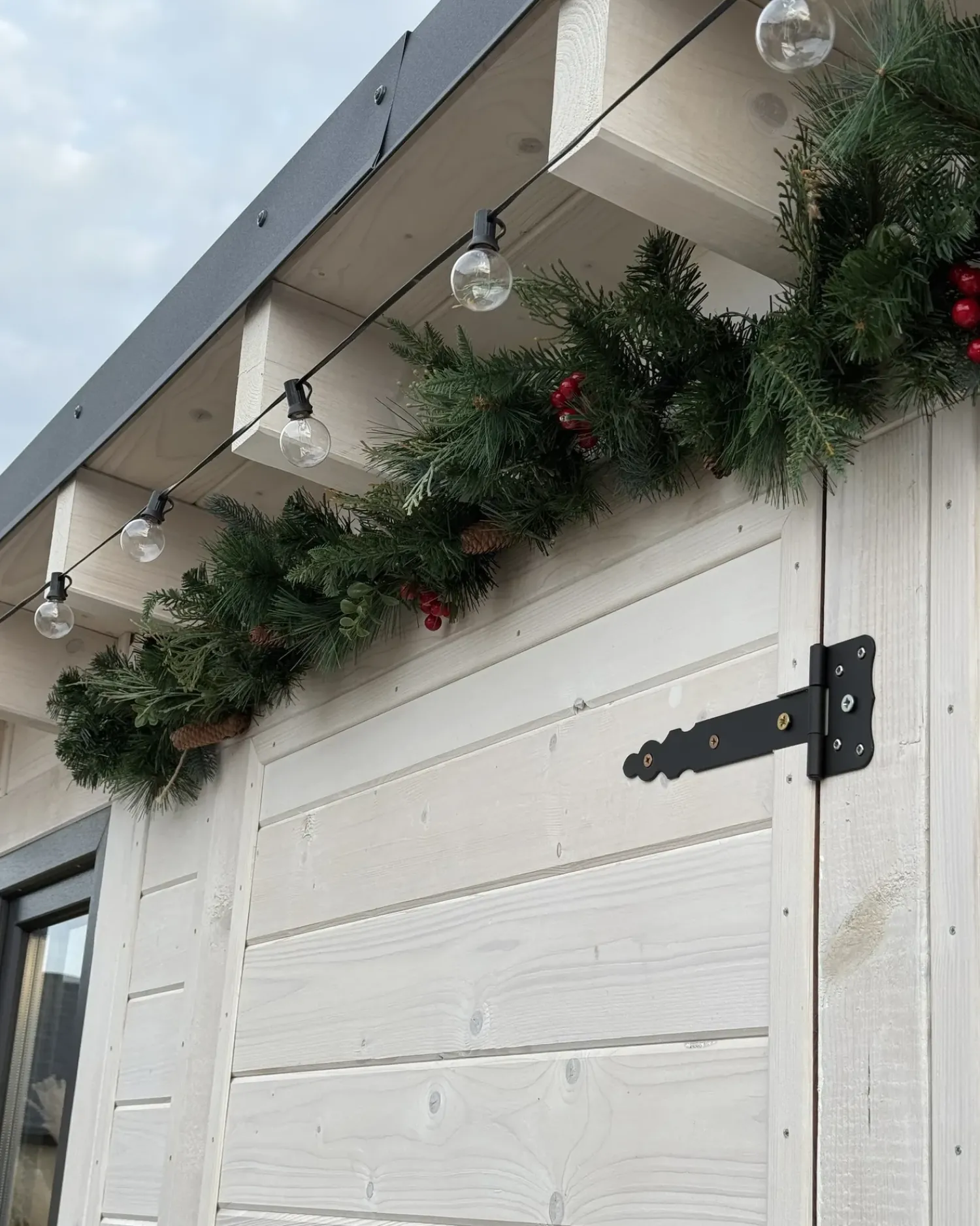 Sale Beliani Festone di Natale LED ELBRUS Verde