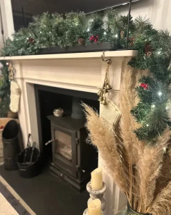 Sale Beliani Festone di Natale LED TENALA Verde