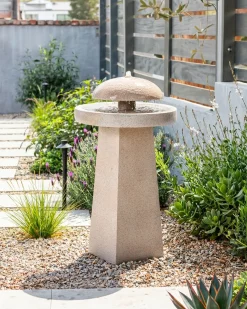 Outlet Beliani Fontana da giardino LED HUNLEN Beige