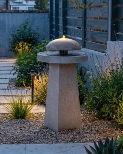 Outlet Beliani Fontana da giardino LED HUNLEN Beige