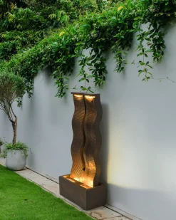 Beliani Fontana da giardino SUNLINE LED Marrone