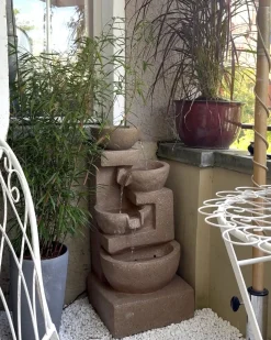 Clearance Beliani Fontana da giardino VALLESINELLA chiaro Marrone