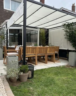 Outlet Beliani Gazebo LED PARGA Metallo 310 cm 310 cm Beige Beige Nero