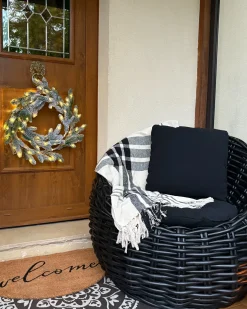 Beliani Ghirlanda natalizia innevata LED ALBINI 45 cm Verde
