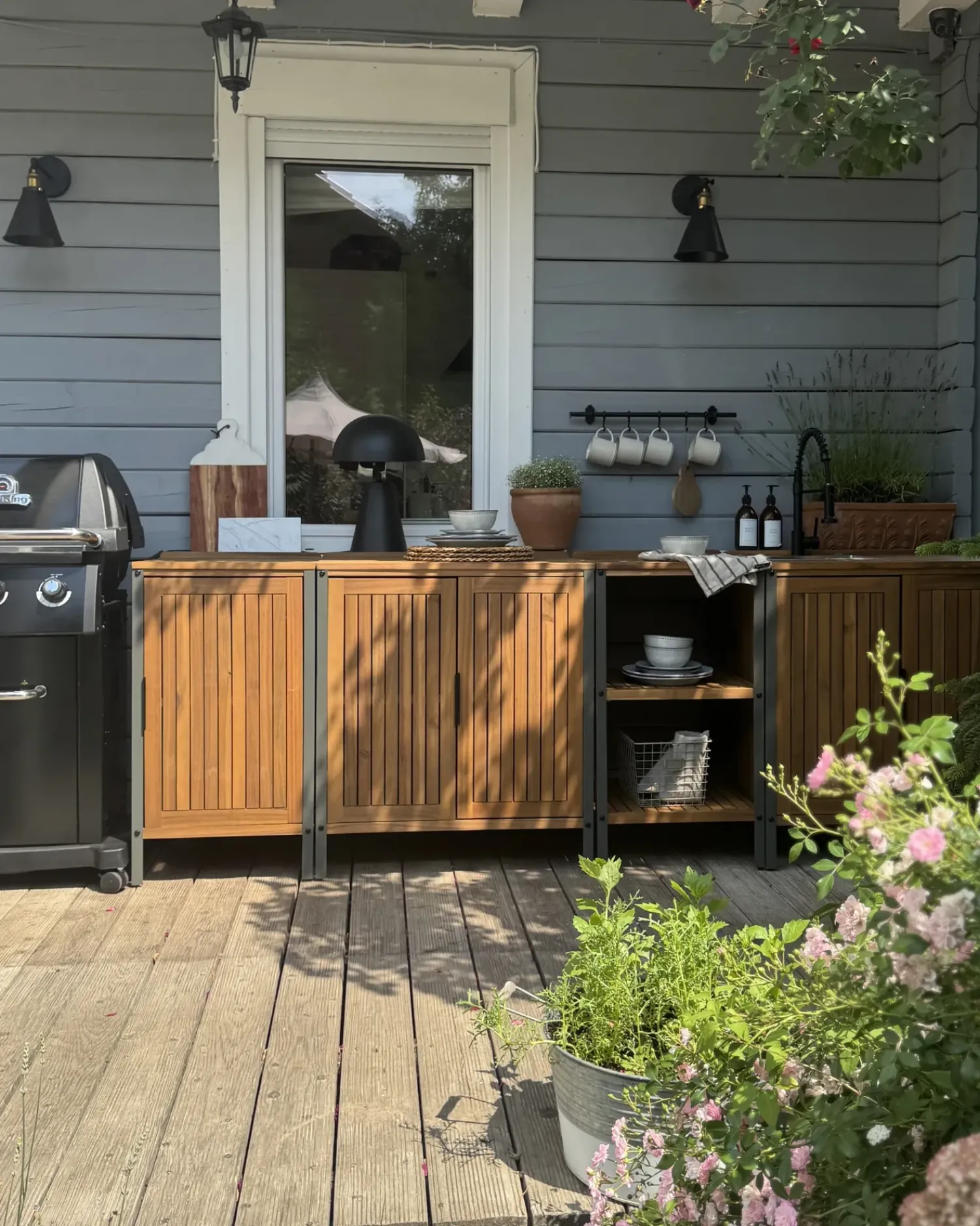 Clearance Beliani Isola per cucina esterna IVREA Legno di acacia certificato Marrone Marrone Grigio