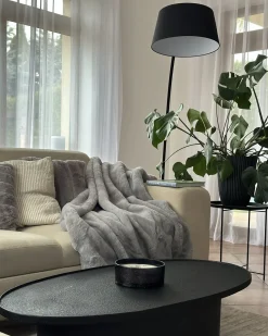 Sale Beliani Lampada da pavimento BENUE Metallo Nero Bianco Nero