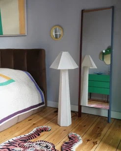 Clearance Beliani Lampada da pavimento DEMBI Lino sintetico chiaro Beige