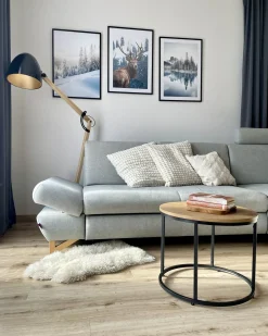 New Beliani Lampada da pavimento HETTON Regolabile Legno di quercia Nero Marrone Oro Nero