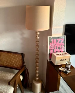 Discount Beliani Lampada da pavimento KRIOS Metallo Marrone chiaro Beige Marrone