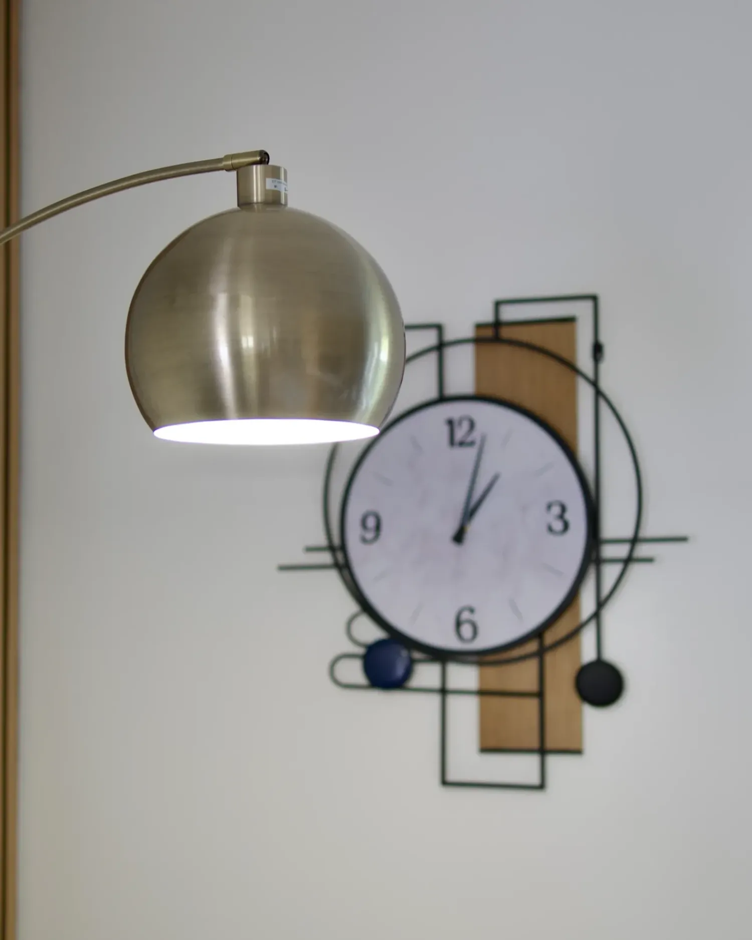 Clearance Beliani Lampada da pavimento PAROO Metallo Ottone