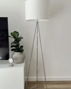 Sale Beliani Lampada da pavimento VISTULA Metallo Argento Bianco Argento