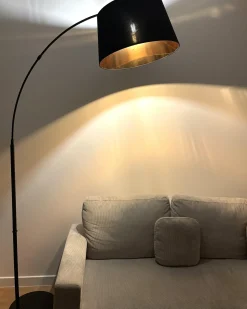 Discount Beliani Lampada da pavimento YABUS Metallo Nero Rame Nero