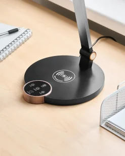 Clearance Beliani Lampada da scrivania a LED CAROY con Caricatore wireless Nero