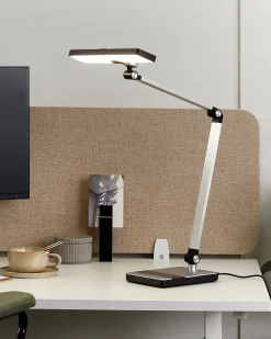 Hot Beliani Lampada da scrivania a LED LACERTA con Caricatore wireless Metallo Argento