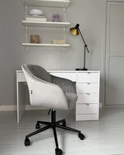 Beliani Lampada da scrivania PINKEEN Metallo Nero Nero Oro