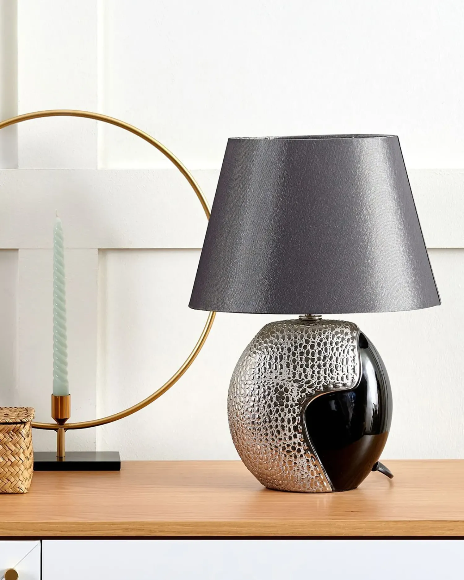 Best Beliani Lampada da tavolo ARGUN Ceramica Grigio Argento Grigio Nero