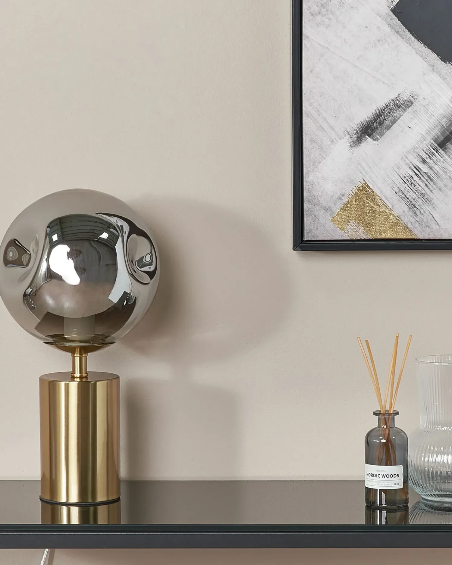 Hot Beliani Lampada da tavolo BOYD Metallo Ottone Argento Ottone