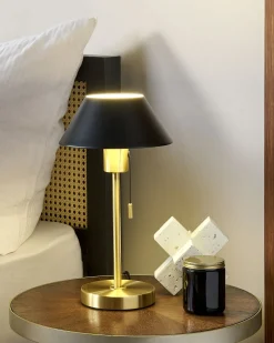 Hot Beliani Lampada da tavolo CAPARO Metallo Nero/Oro Oro Nero
