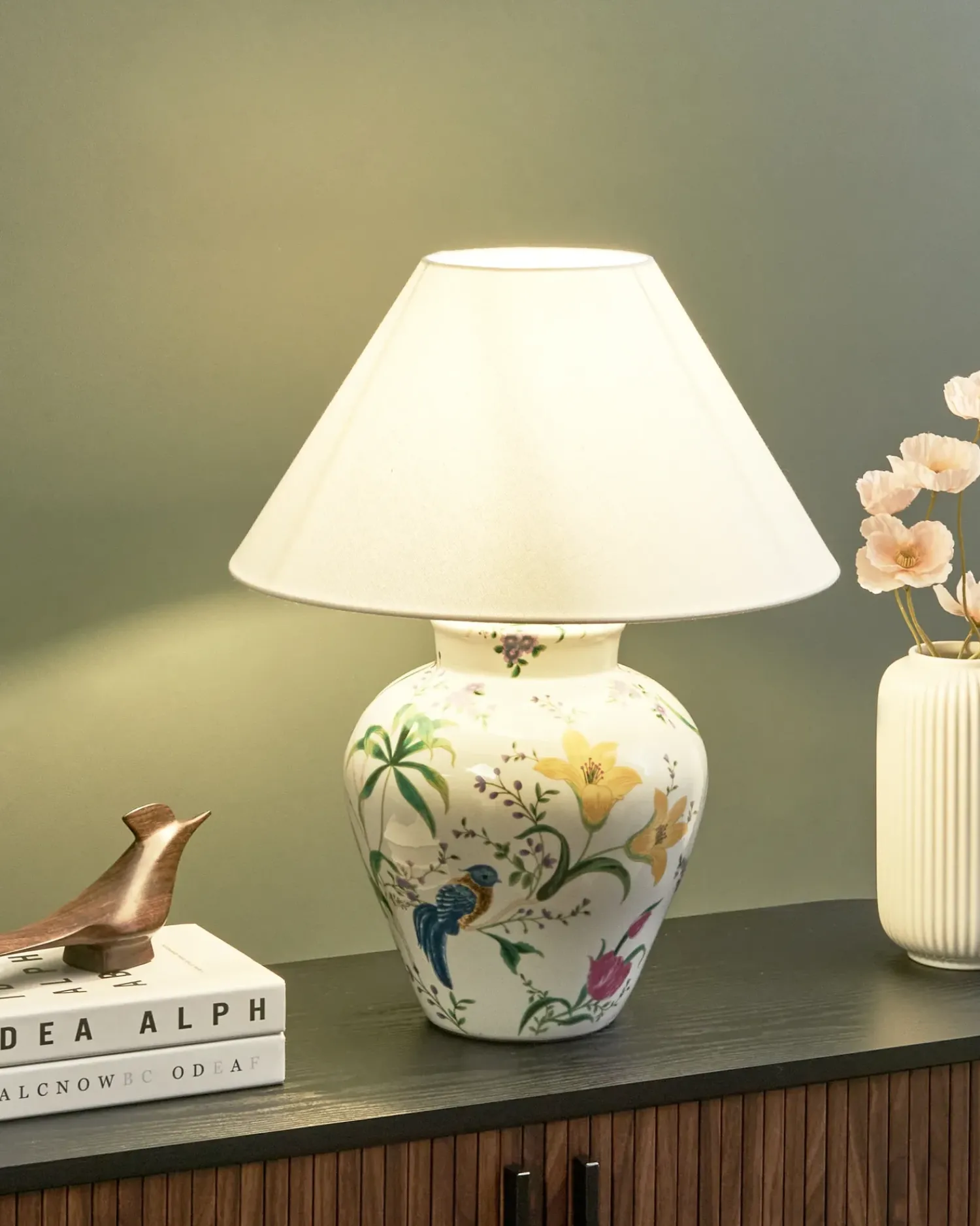 Clearance Beliani Lampada da tavolo DIOGO Porcellana Bianco Bianco Blu Giallo Rosa Verde