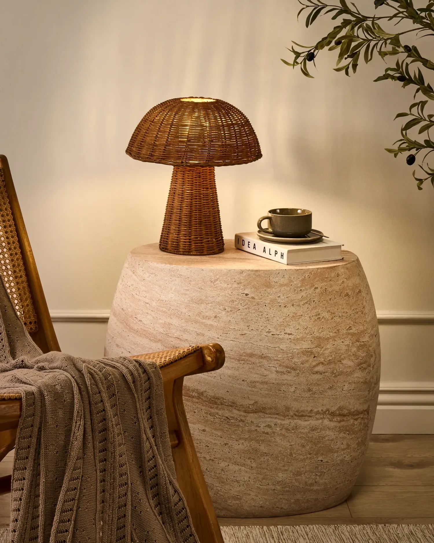 Outlet Beliani Fungo ALERO Rattan Naturale