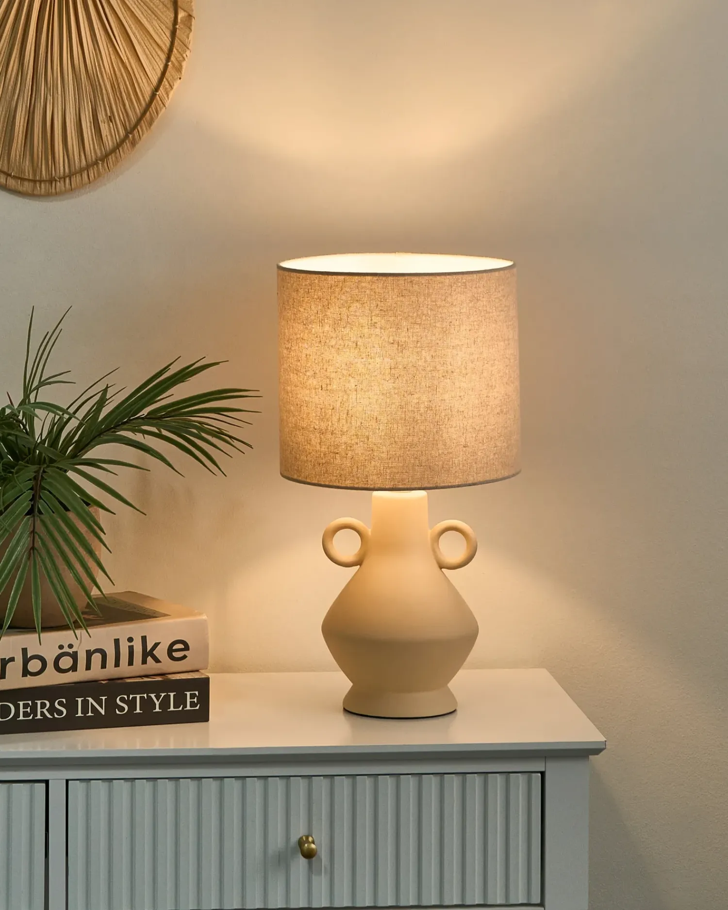 Sale Beliani Lampada da tavolo KERULEN Ceramica Beige