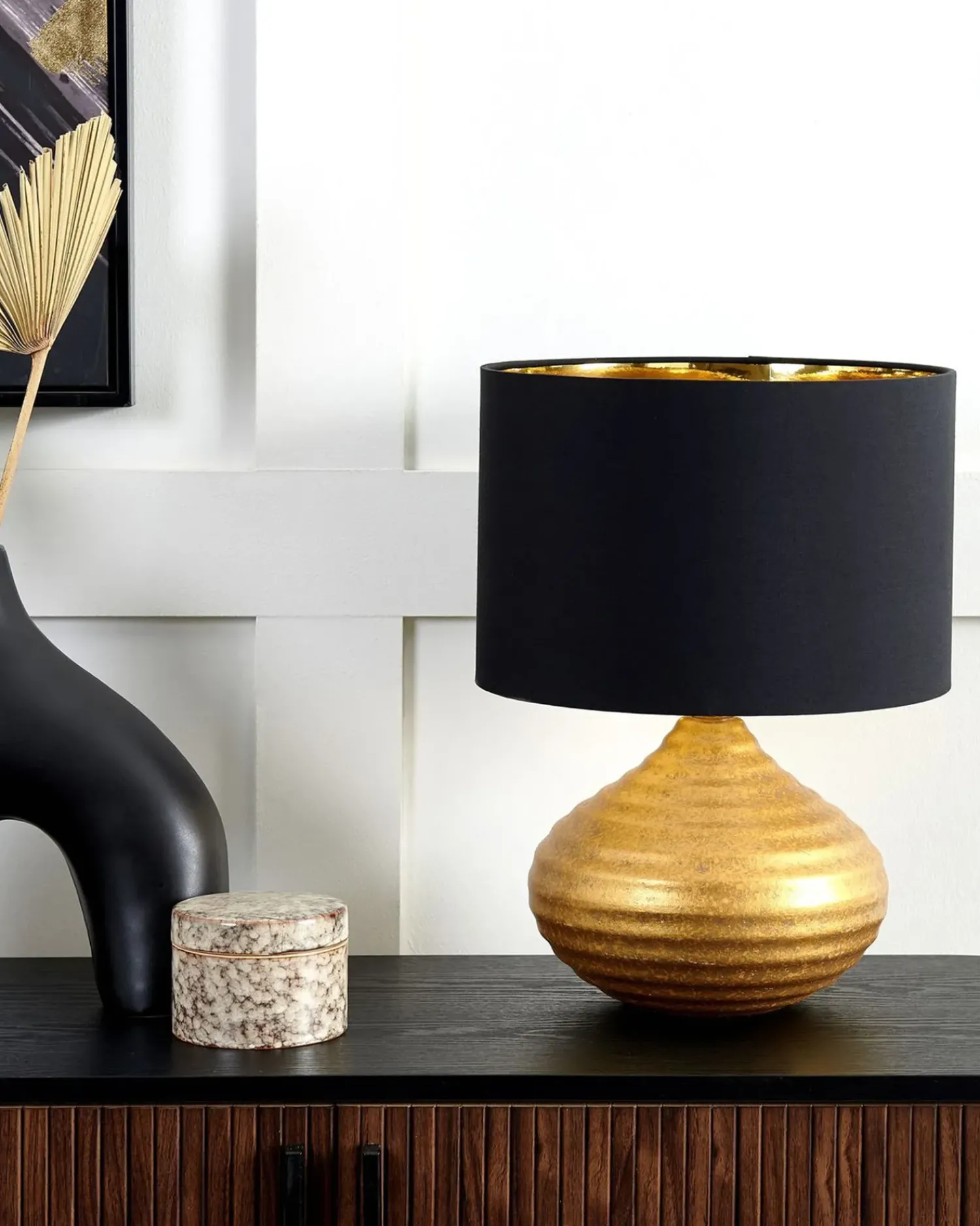 New Beliani Lampada da tavolo KUBAN Ceramica Oro Oro Nero