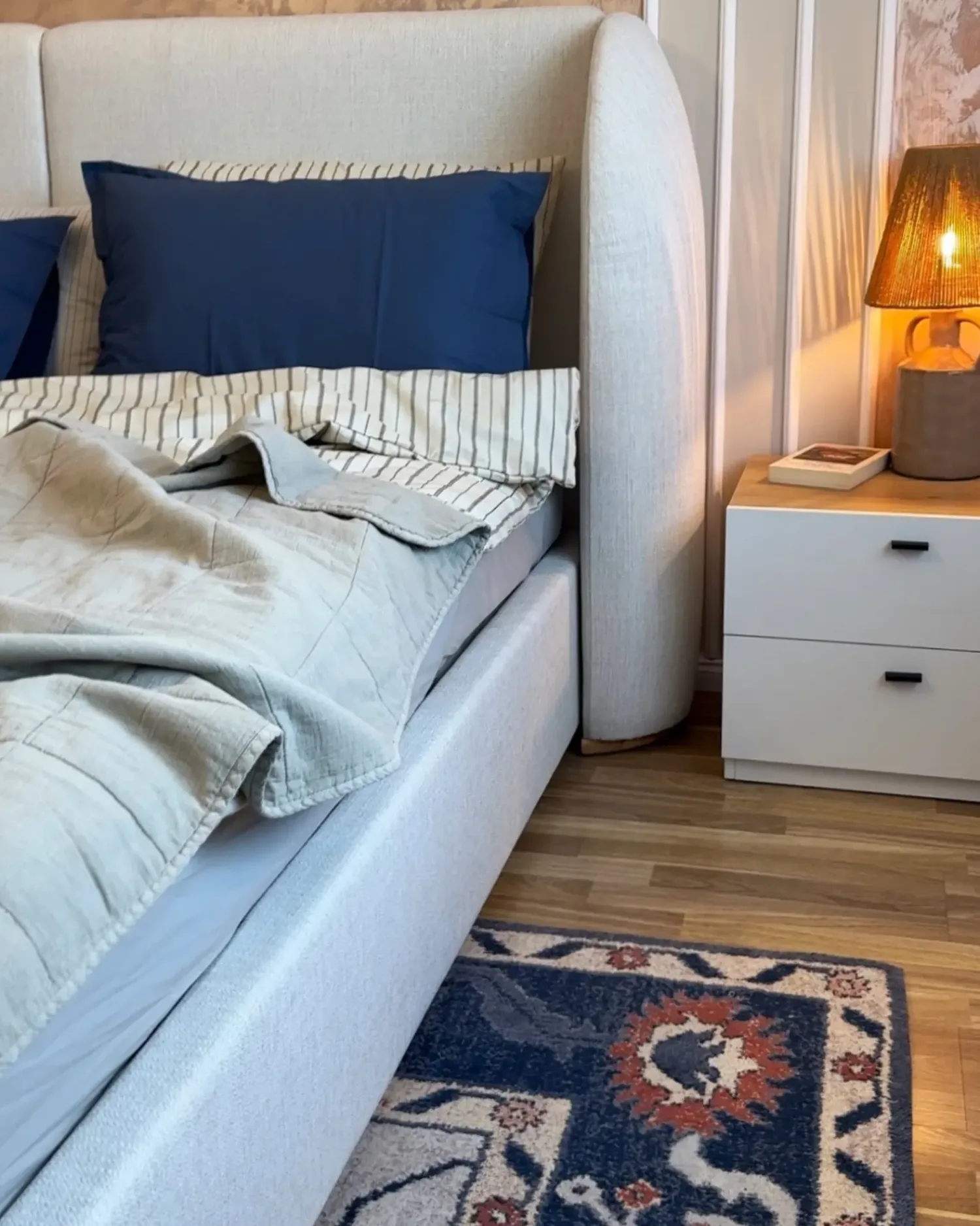 Beliani Lampada da tavolo LARISSOS Ceramica Tortora Beige