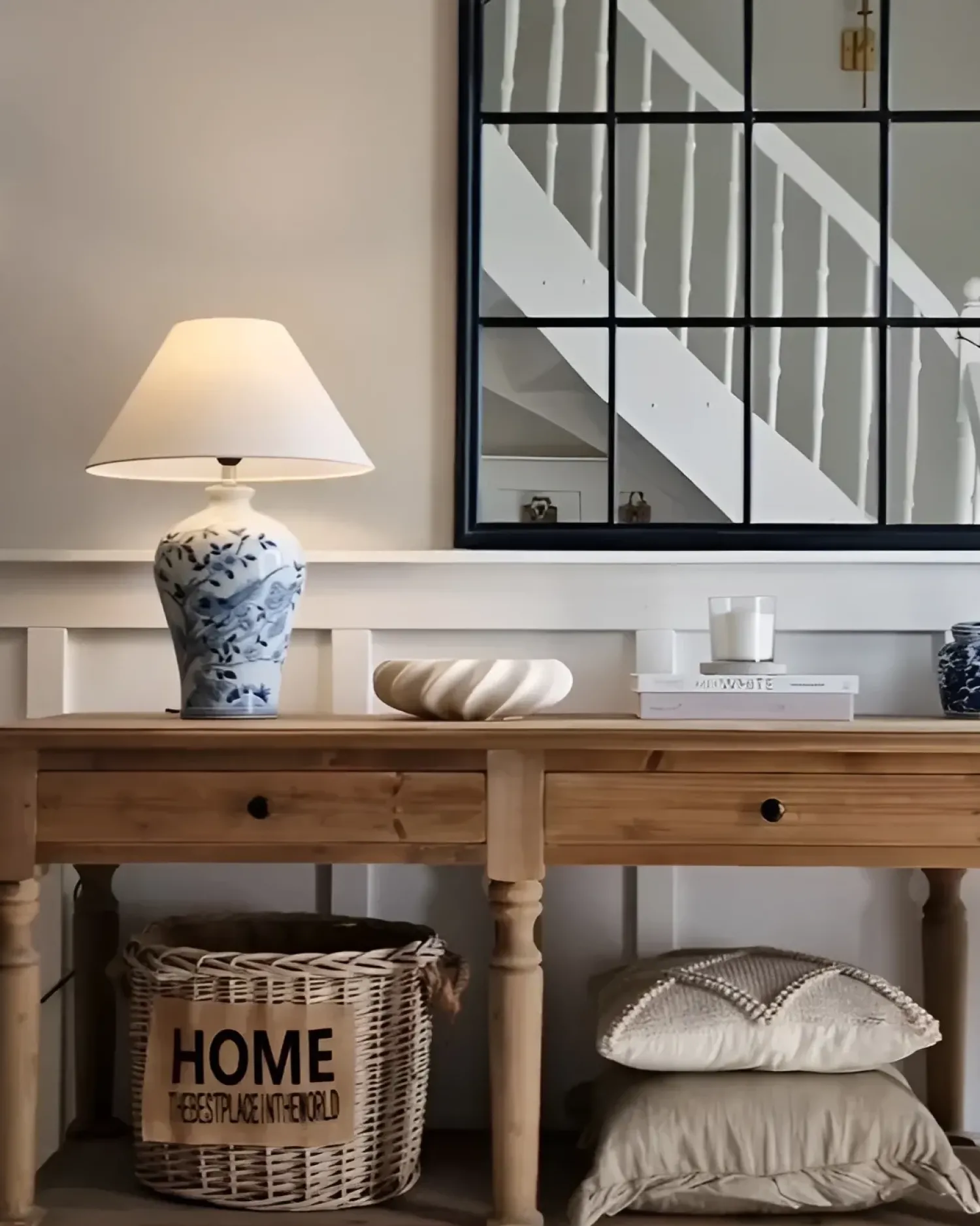 Discount Beliani Lampada da tavolo MAGROS Porcellana Bianco/Blu Bianco Blu