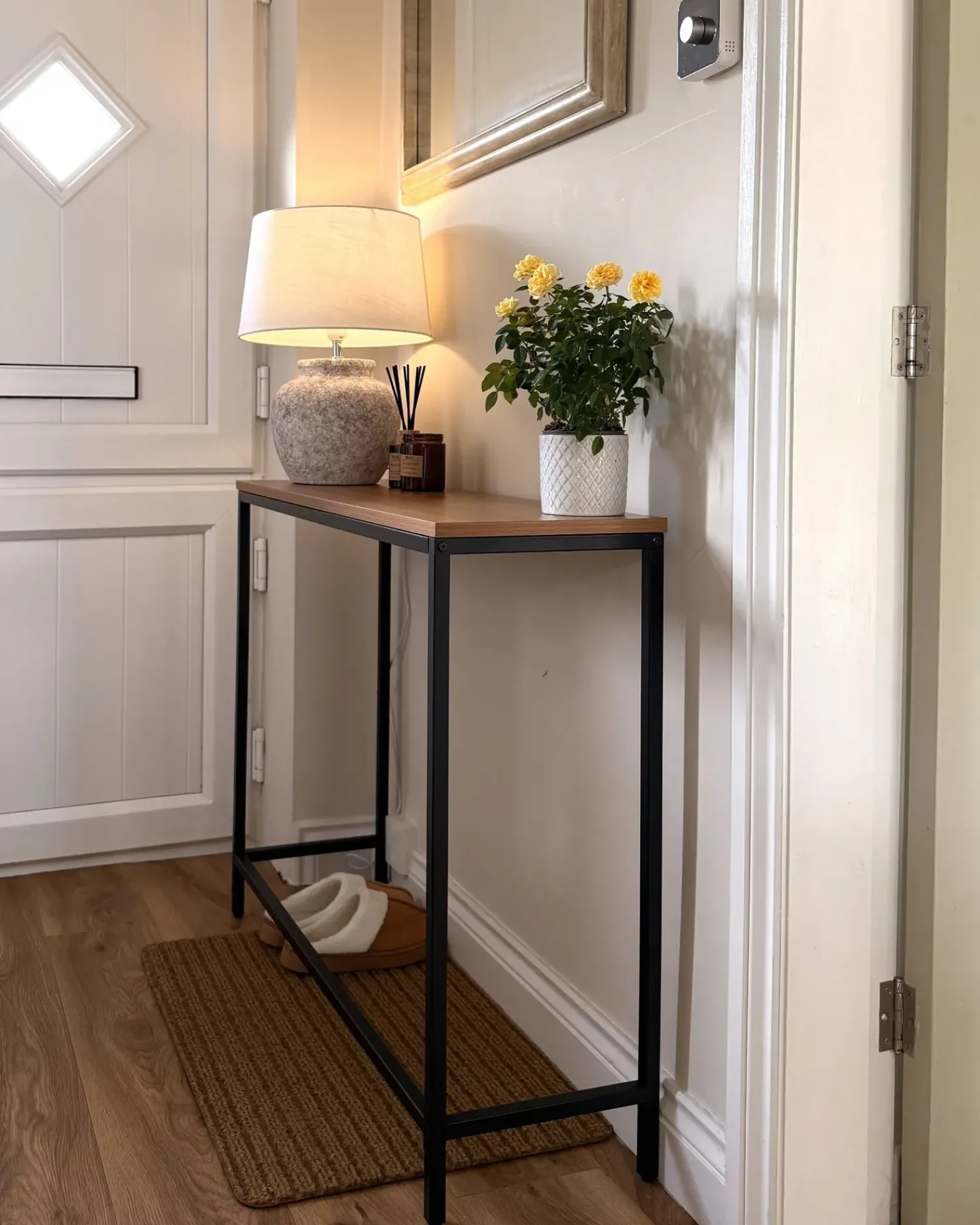 Sale Beliani Lampada da tavolo MAREB Ceramica Beige Bianco Beige