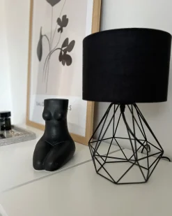Best Beliani Lampada da tavolo MARONI Metallo Nero