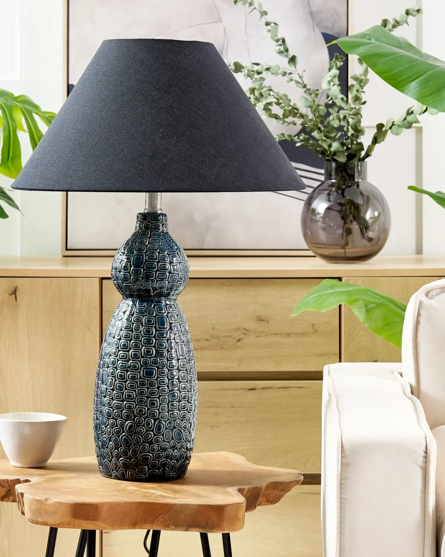 Outlet Beliani Lampada da tavolo MATINA Ceramica Nero Blu Nero