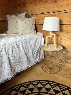 Online Beliani Lampada da tavolo NALON Legno di quercia Marrone/Bianco Bianco Marrone