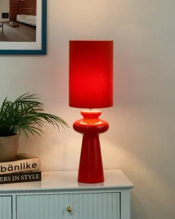 Clearance Beliani Lampada da tavolo OTEROS Rosso