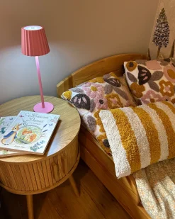 Discount Beliani Lampada da tavolo POMBEIRO Metallo pastello Rosa