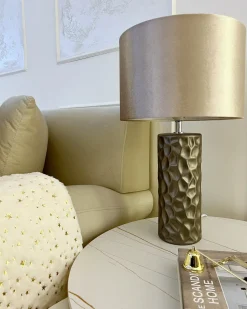 Hot Beliani Lampada da tavolo SANKURU Ceramica Oro Beige Oro