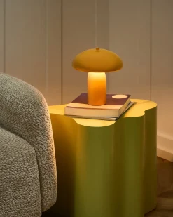 Hot Beliani Lampada da tavolo SANYA Metallo Giallo